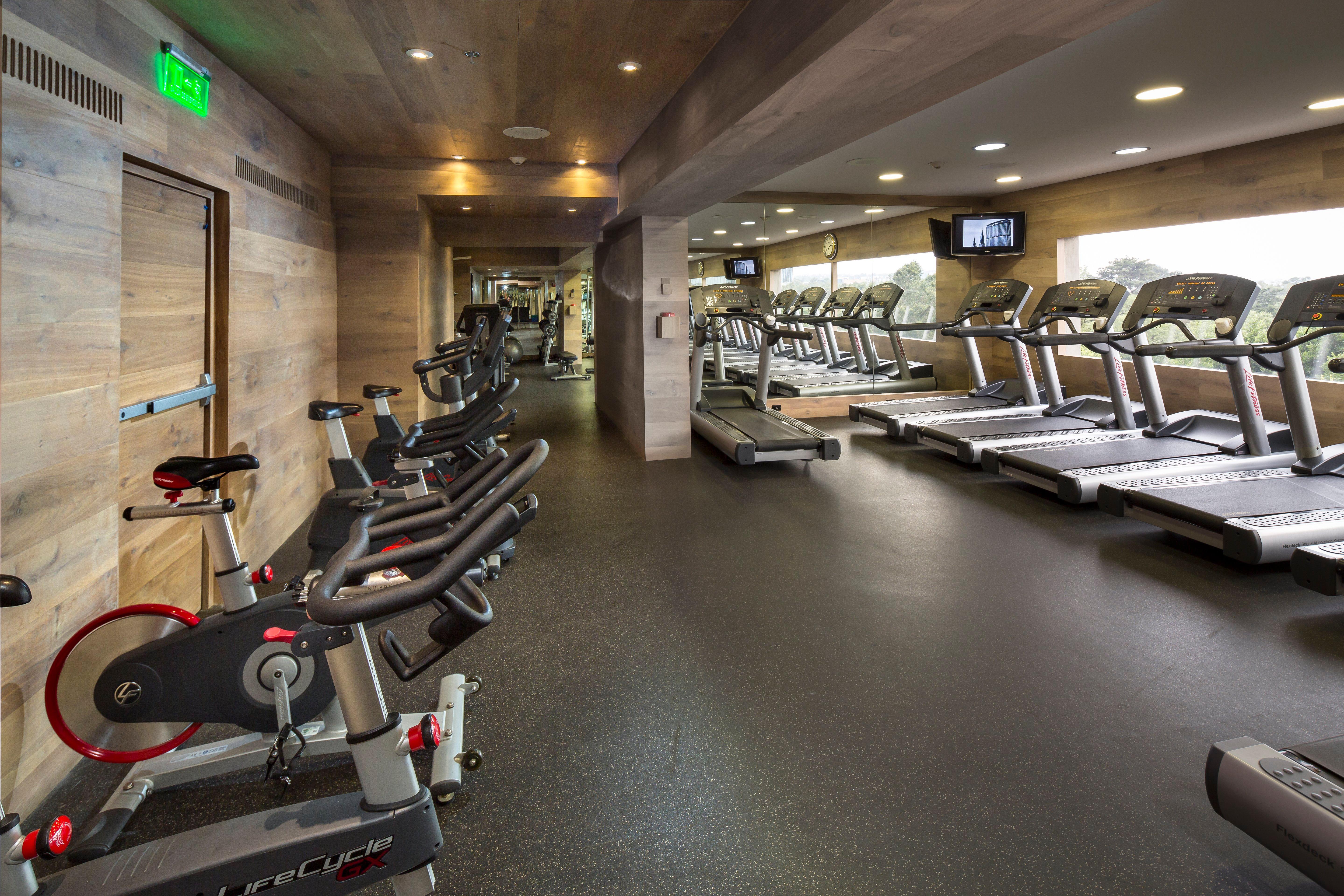 インターコンチネンタル プレジデンテ メキシコシティ エクステリア 写真 The gym at the hotel