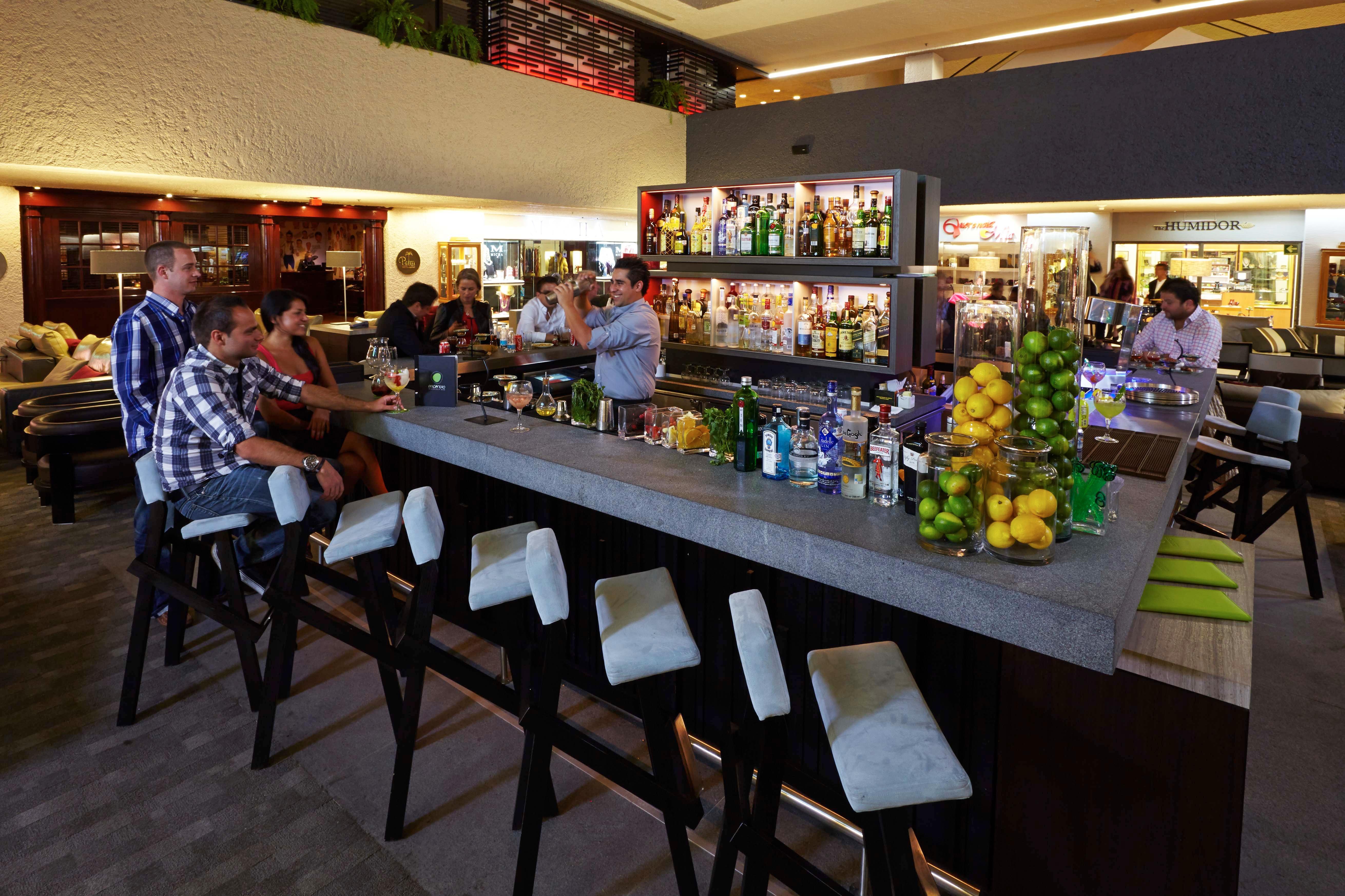 インターコンチネンタル プレジデンテ メキシコシティ エクステリア 写真 The bar at the new lounge