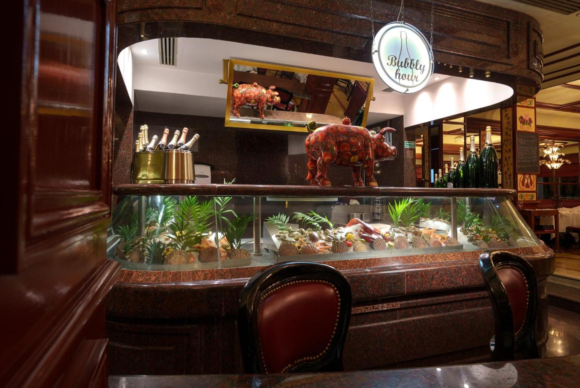 インターコンチネンタル プレジデンテ メキシコシティ エクステリア 写真 A restaurant in Paris